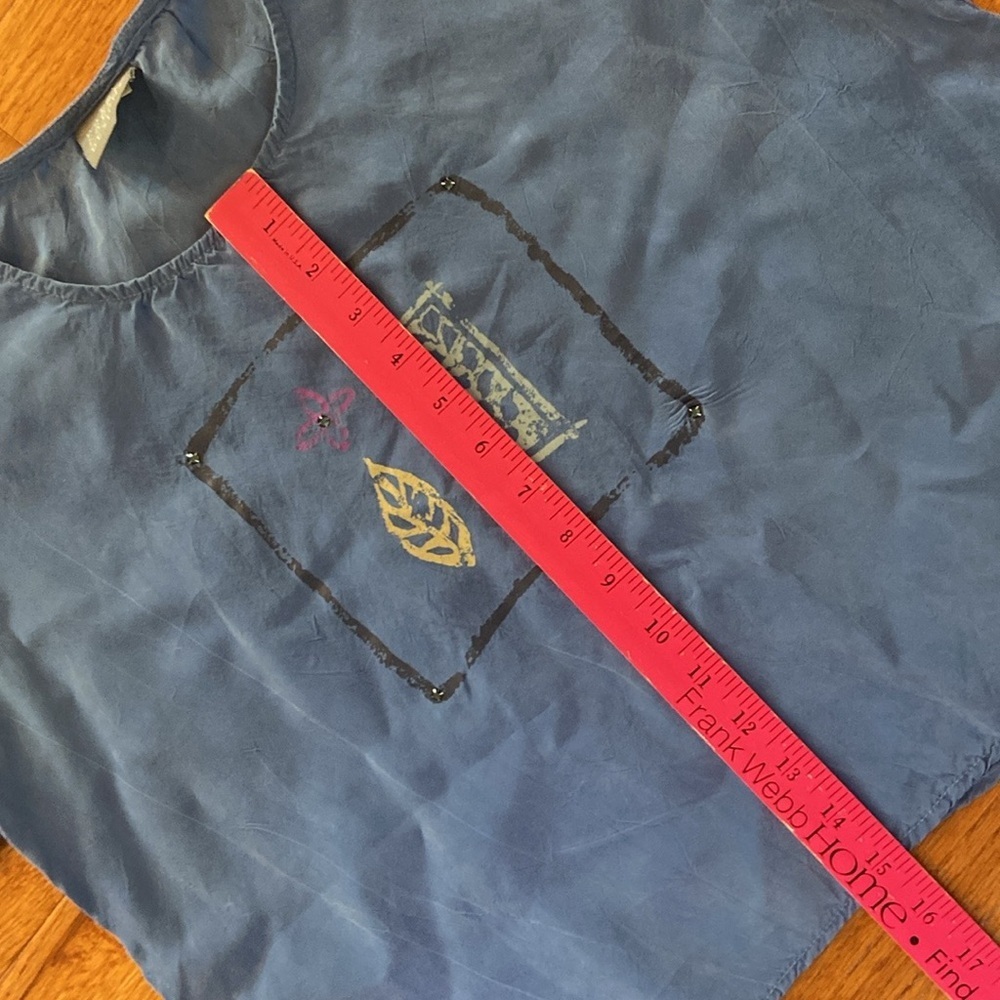 Rabbit Rabbit Rabbit Designs Blue Vintage size 10 medium Short Sleeve Top - Picture 9 of 10